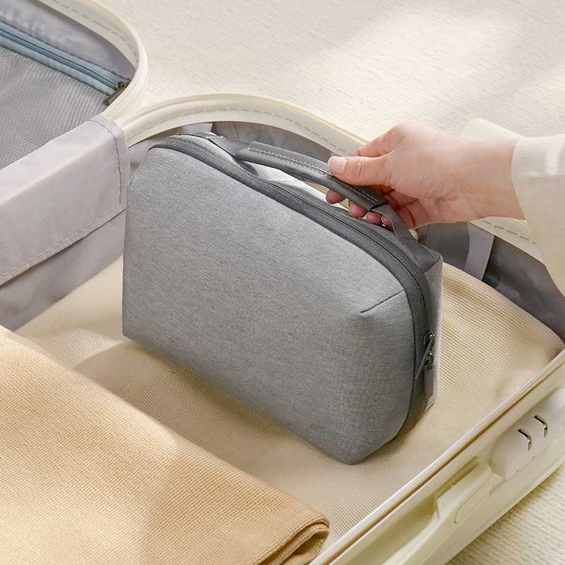 Water Resistant Electronics Or - Tech Accessories Storage 评论和价格