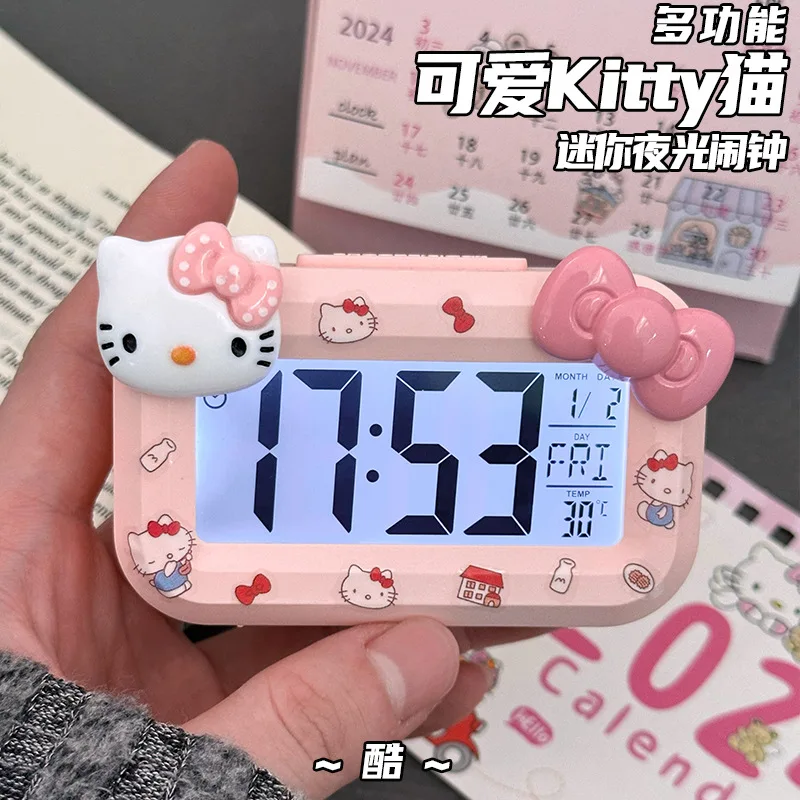 Hello Kitty Mini Night Light A - Tech Desktop Accessories 评论和价格